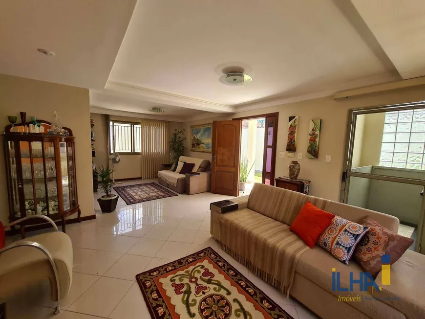 Foto 1 de Casa com 4 Quartos à venda, 274m² em Morada de Camburi, Vitória