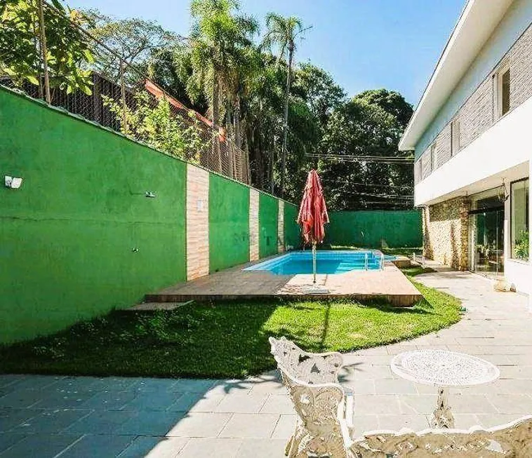 Foto 1 de Casa com 4 Quartos à venda, 600m² em Alto de Pinheiros, São Paulo