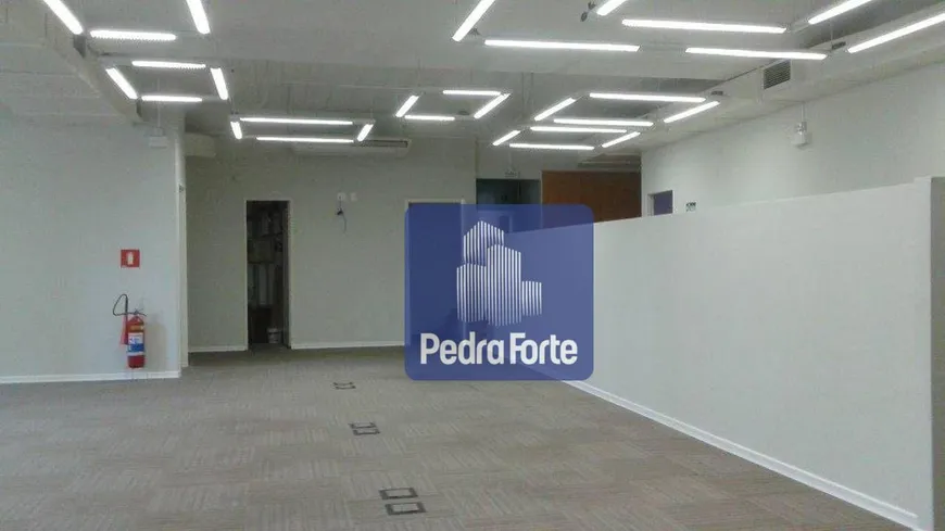 Foto 1 de Sala Comercial para venda ou aluguel, 375m² em Cidade Monções, São Paulo