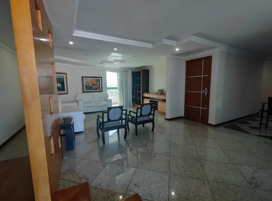Foto 1 de Apartamento com 4 Quartos à venda, 350m² em Jardim da Penha, Vitória