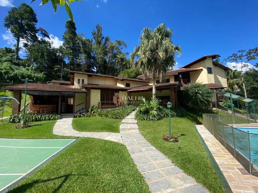 Foto 1 de Casa de Condomínio com 4 Quartos à venda, 597m² em Granja Comary, Teresópolis