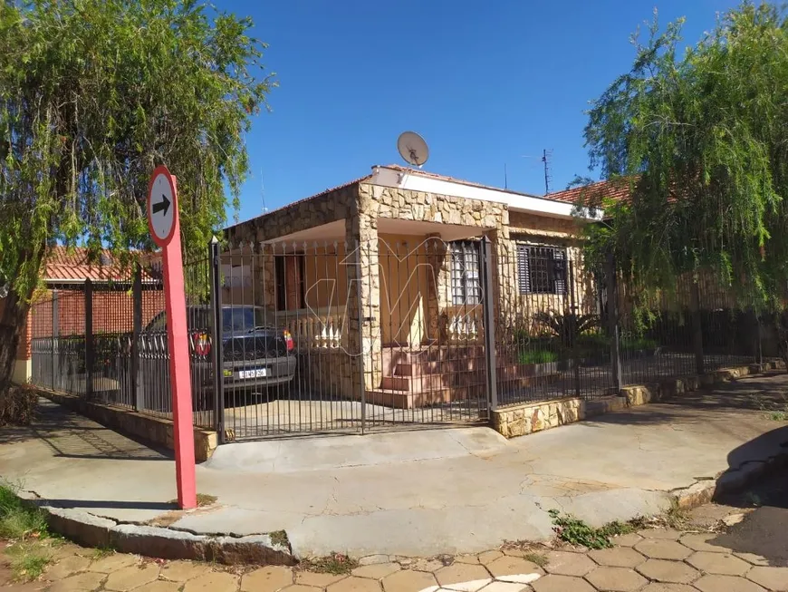 Foto 1 de Casa com 3 Quartos à venda, 187m² em São José, Araraquara