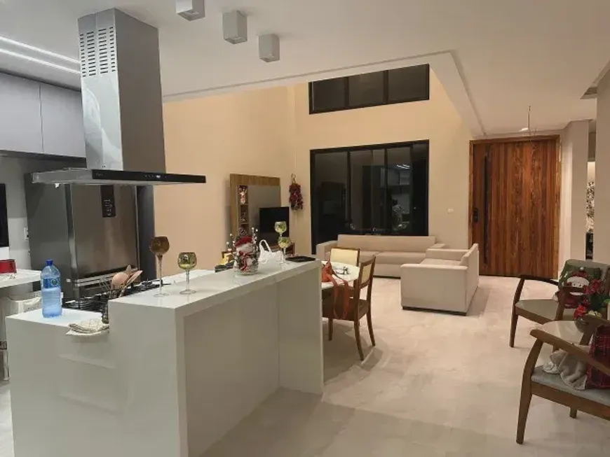 Foto 1 de Casa de Condomínio com 4 Quartos à venda, 251m² em , Barra dos Coqueiros