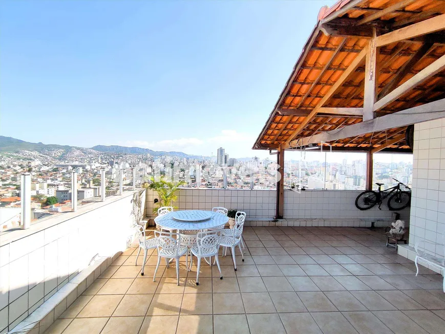 Foto 1 de Cobertura com 4 Quartos à venda, 220m² em Sagrada Família, Belo Horizonte