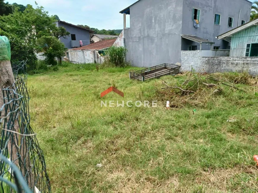 Foto 1 de Lote/Terreno à venda, 588m² em Cachoeira do Bom Jesus, Florianópolis