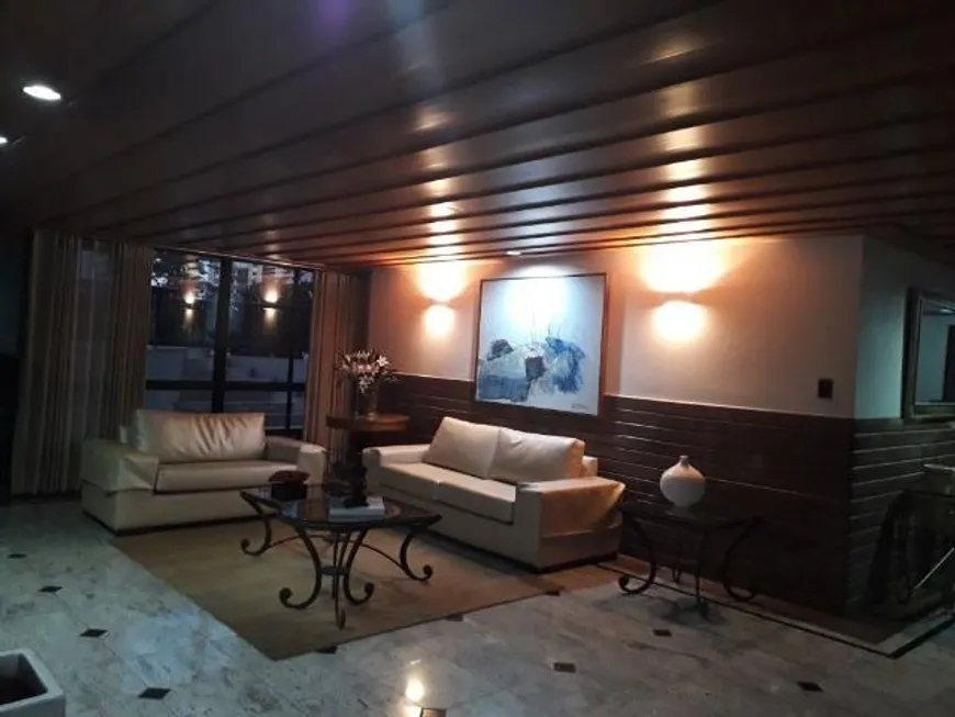 Foto 1 de Apartamento com 5 Quartos à venda, 238m² em Pituba, Salvador