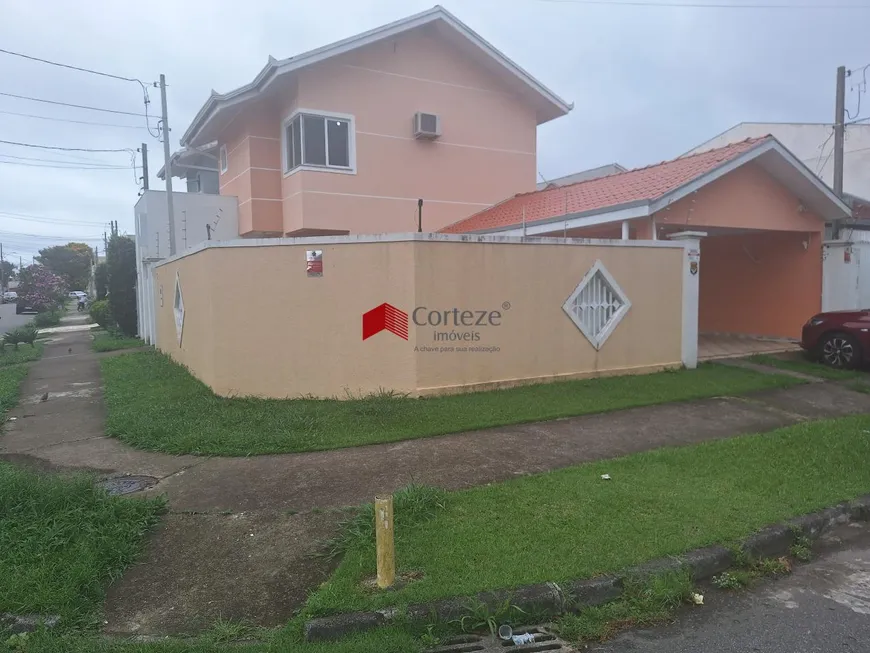 Foto 1 de Sobrado com 4 Quartos à venda, 160m² em Afonso Pena, São José dos Pinhais