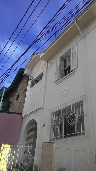 Foto 1 de Sobrado com 3 Quartos à venda, 140m² em Bela Vista, São Paulo