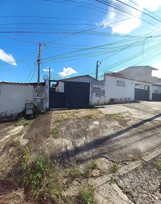 Foto 1 de Casa com 2 Quartos para alugar, 71m² em Setor Leste Vila Nova, Goiânia