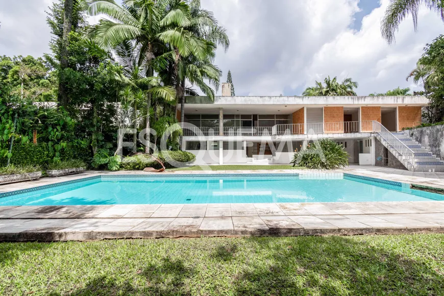 Foto 1 de Casa com 4 Quartos para venda ou aluguel, 800m² em Jardim Morumbi, São Paulo