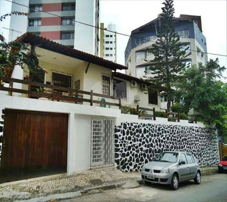 Foto 1 de Casa com 4 Quartos à venda, 376m² em Ondina, Salvador