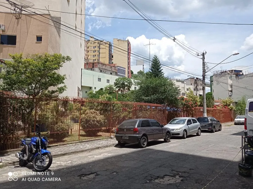 Foto 1 de Lote/Terreno à venda, 1664m² em Centro, Aparecida