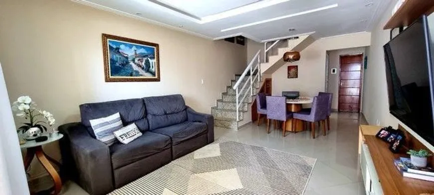 Foto 1 de Casa de Condomínio com 3 Quartos à venda, 200m² em Taquara, Rio de Janeiro