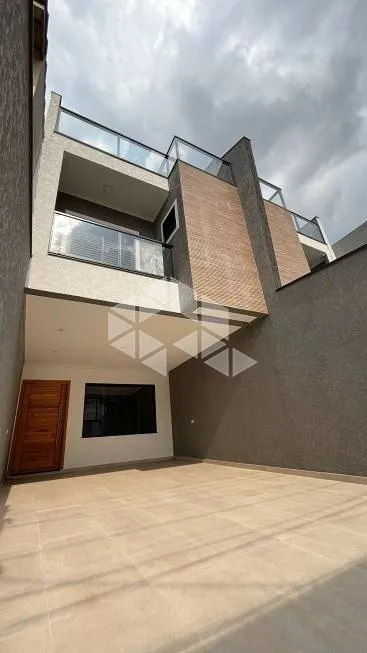 Foto 1 de Casa com 3 Quartos à venda, 180m² em Vila Carrão, São Paulo