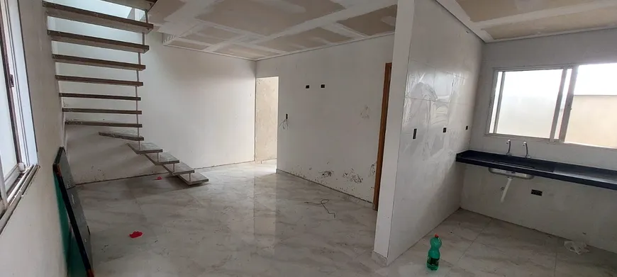 Foto 1 de Casa de Condomínio com 2 Quartos à venda, 86m² em Vila Atlântica, Mongaguá