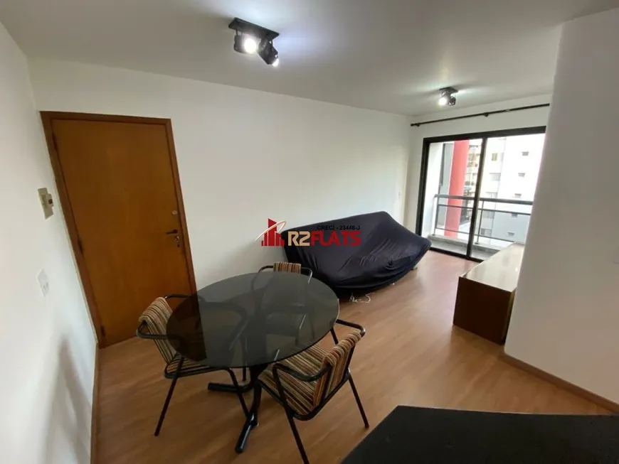 Foto 1 de Flat com 1 Quarto para alugar, 35m² em Vila Nova Conceição, São Paulo