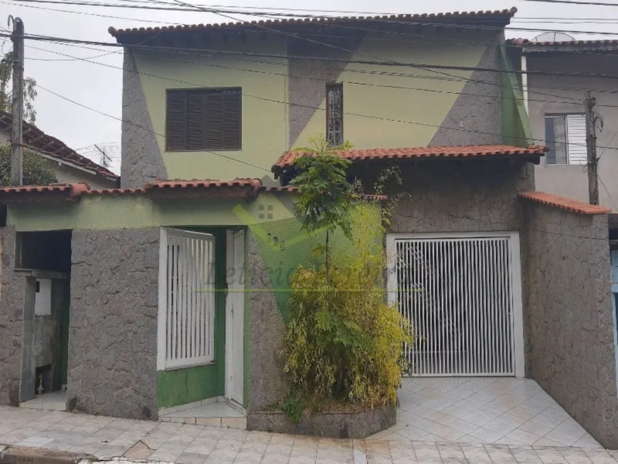 Foto 1 de Sobrado com 4 Quartos à venda, 330m² em Jardim Suzano, Suzano