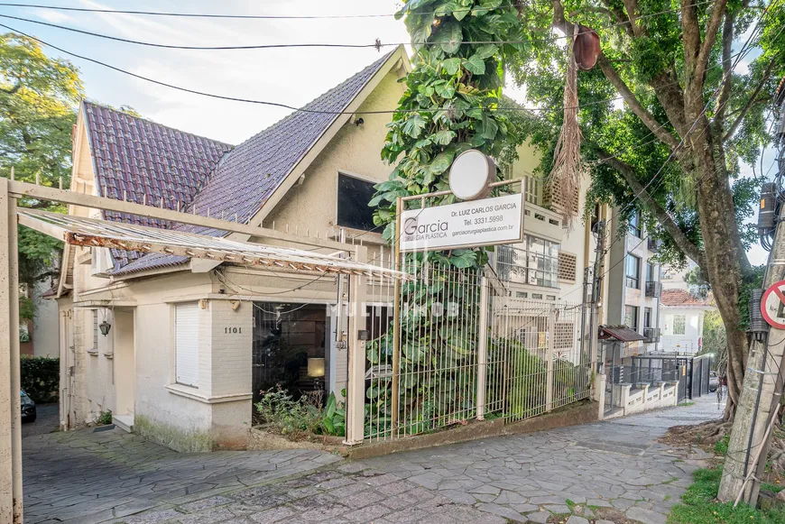Foto 1 de Casa com 3 Quartos para venda ou aluguel, 250m² em Mont' Serrat, Porto Alegre
