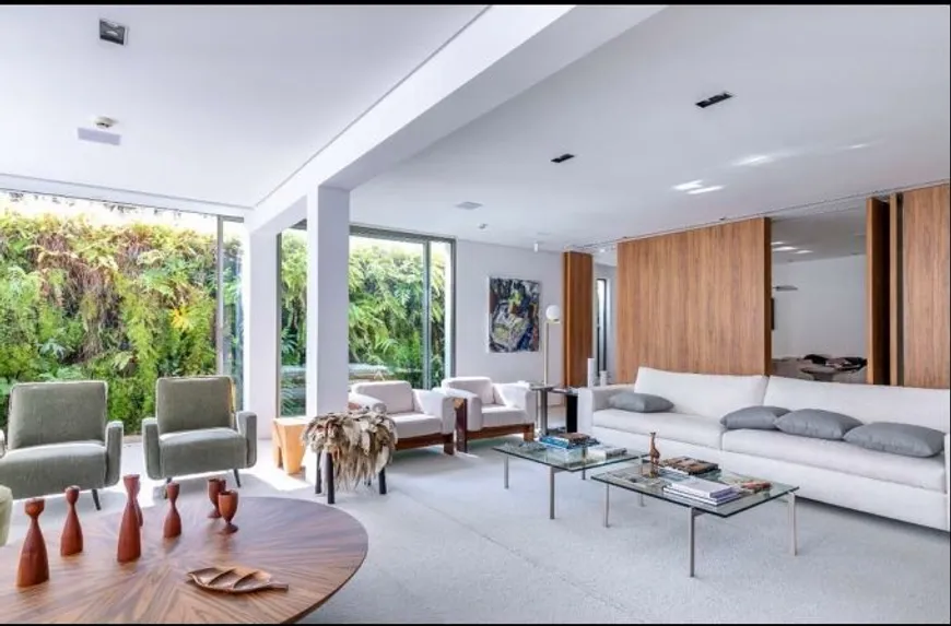 Foto 1 de Casa com 5 Quartos à venda, 700m² em Brooklin, São Paulo