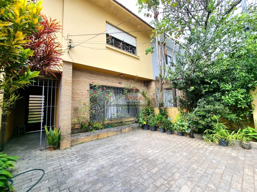 Foto 1 de Sobrado com 3 Quartos para venda ou aluguel, 185m² em Campo Belo, São Paulo