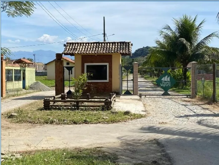 Foto 1 de Casa com 2 Quartos à venda, 63m² em Papucaia, Cachoeiras de Macacu