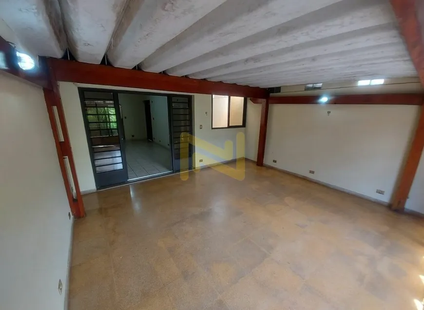 Foto 1 de Sobrado com 3 Quartos à venda, 148m² em Parque Maria Domitila, São Paulo