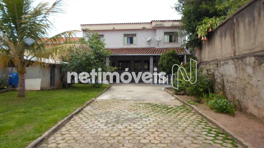 Foto 1 de Casa com 3 Quartos à venda, 194m² em Goiânia, Belo Horizonte