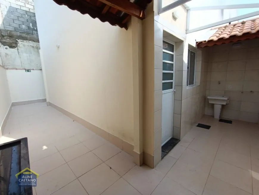 Foto 1 de Sobrado com 2 Quartos à venda, 51m² em Nova Mirim, Praia Grande