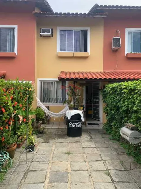 Foto 1 de Casa de Condomínio com 2 Quartos à venda, 66m² em Vargem Grande, Rio de Janeiro