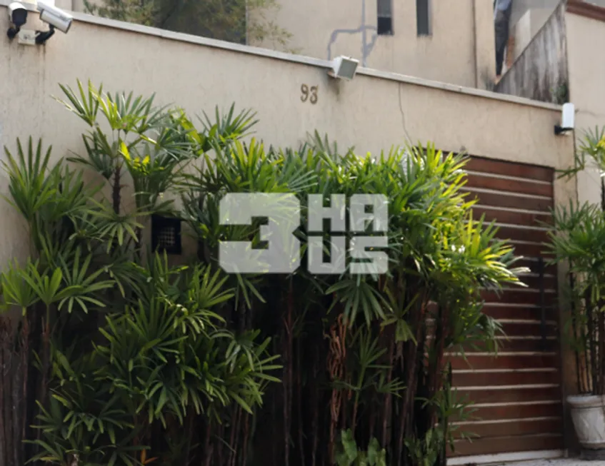 Foto 1 de Casa com 3 Quartos à venda, 160m² em Jardim Europa, São Paulo