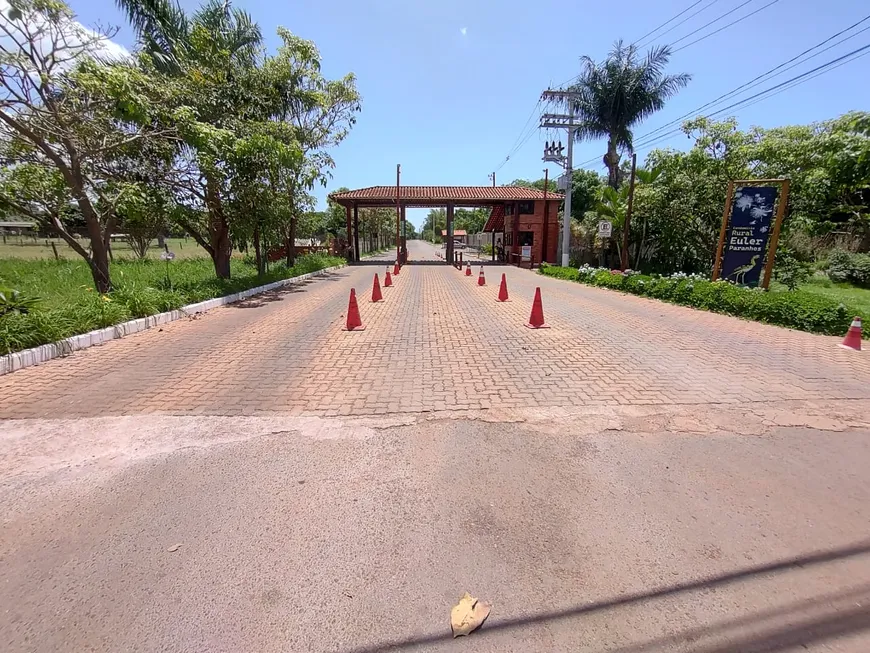 Foto 1 de Lote/Terreno à venda, 28000m² em Regiao dos Lagos, Brasília