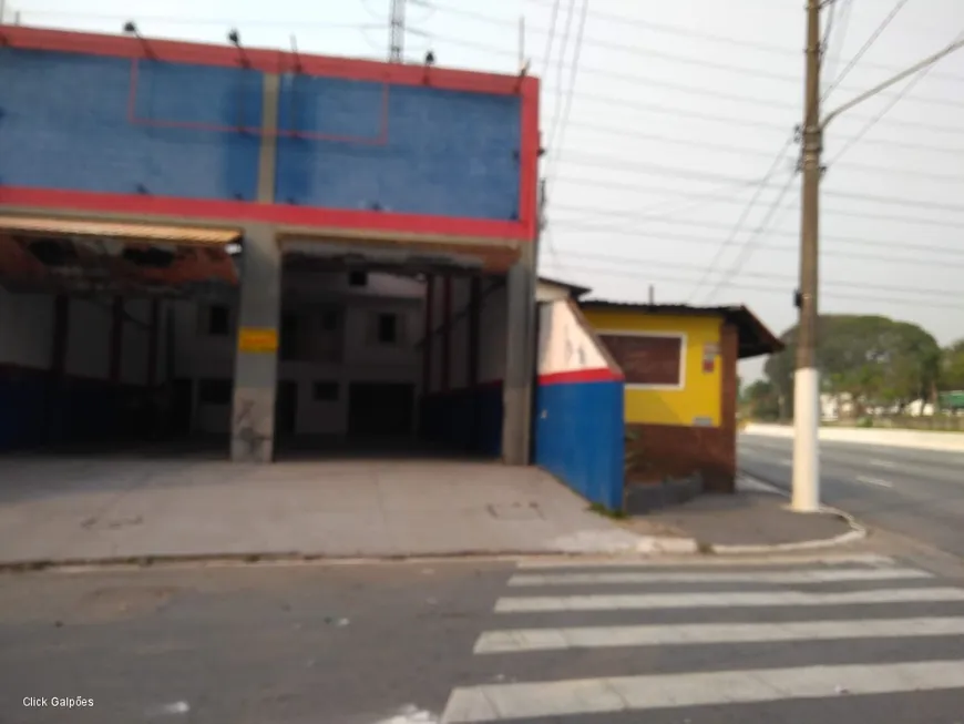 Foto 1 de Galpão/Depósito/Armazém para alugar, 330m² em Vila Albertina, São Paulo