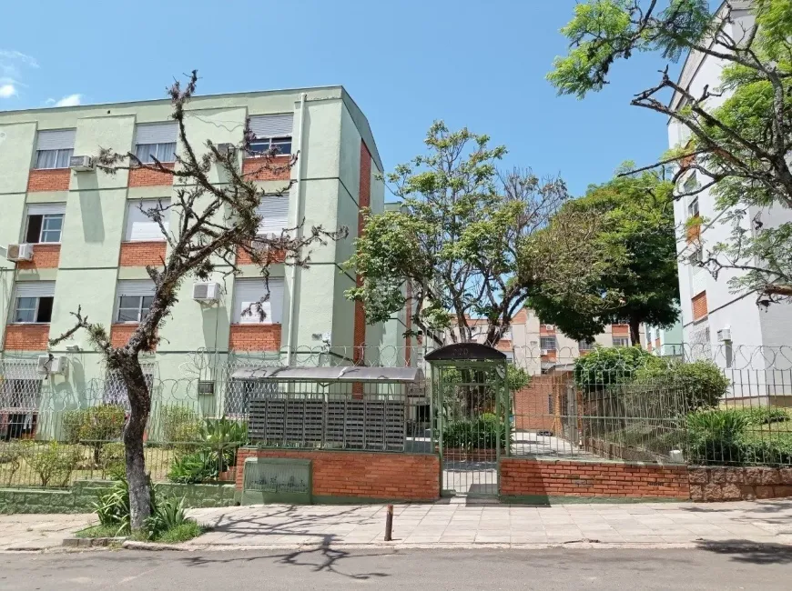 Foto 1 de Apartamento com 3 Quartos à venda, 80m² em Cristal, Porto Alegre