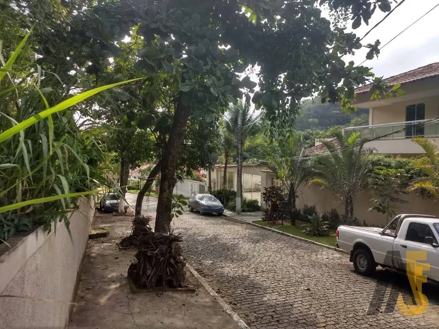 Foto 1 de Lote/Terreno à venda, 997m² em Freguesia- Jacarepaguá, Rio de Janeiro