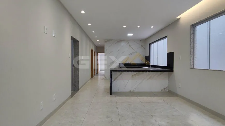 Foto 1 de Sobrado com 3 Quartos à venda, 135m² em Manoel Valinhas, Divinópolis