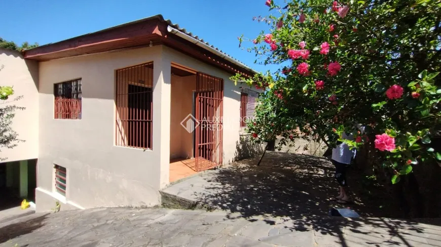 Foto 1 de Casa com 3 Quartos à venda, 300m² em Lomba do Pinheiro, Porto Alegre