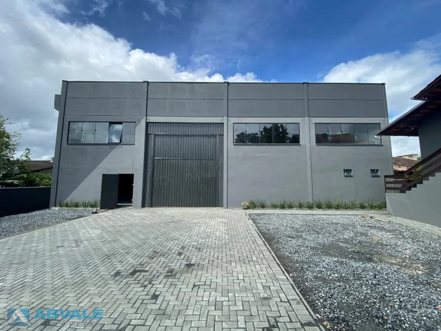 Foto 1 de Galpão/Depósito/Armazém à venda, 565m² em Salto Weissbach, Blumenau