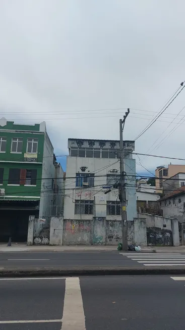 Foto 1 de Galpão/Depósito/Armazém à venda, 3187m² em Piedade, Rio de Janeiro