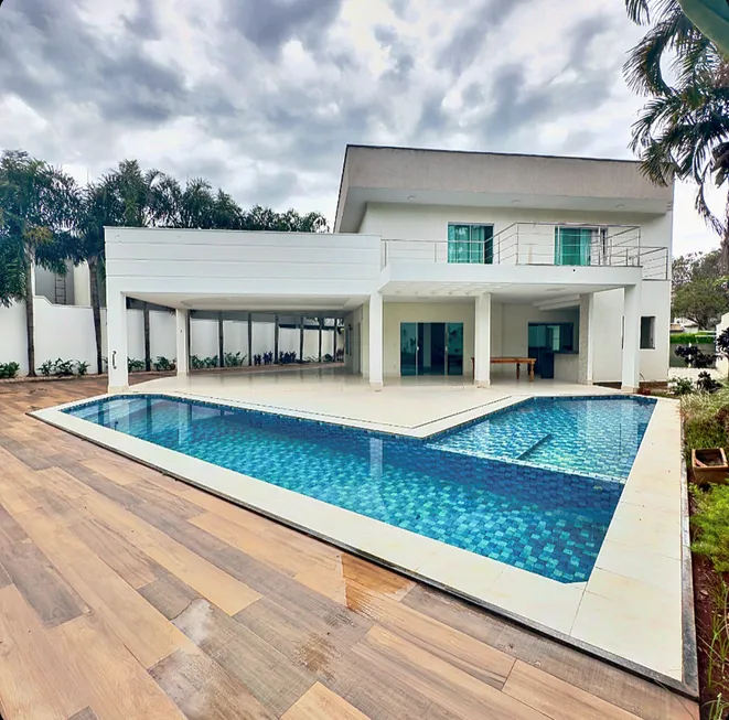 Foto 1 de Casa de Condomínio com 4 Quartos para alugar, 550m² em ALPHAVILLE GOIAS , Goiânia