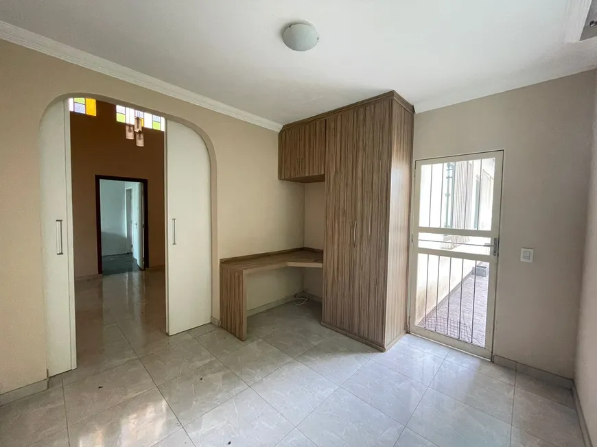 Foto 1 de Casa com 3 Quartos à venda, 360m² em Liberdade, Belo Horizonte