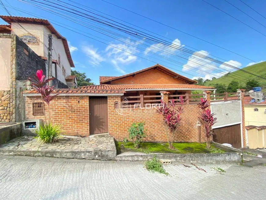 Foto 1 de Casa de Condomínio com 3 Quartos à venda, 180m² em Rio do Ouro, Niterói