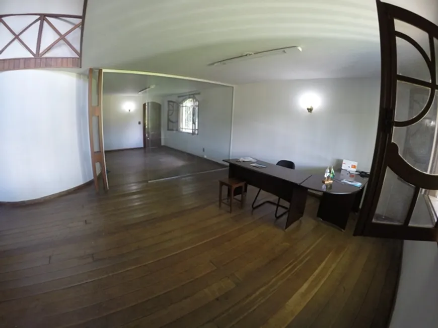 Foto 1 de Casa com 4 Quartos à venda, 422m² em Bandeirantes, Belo Horizonte