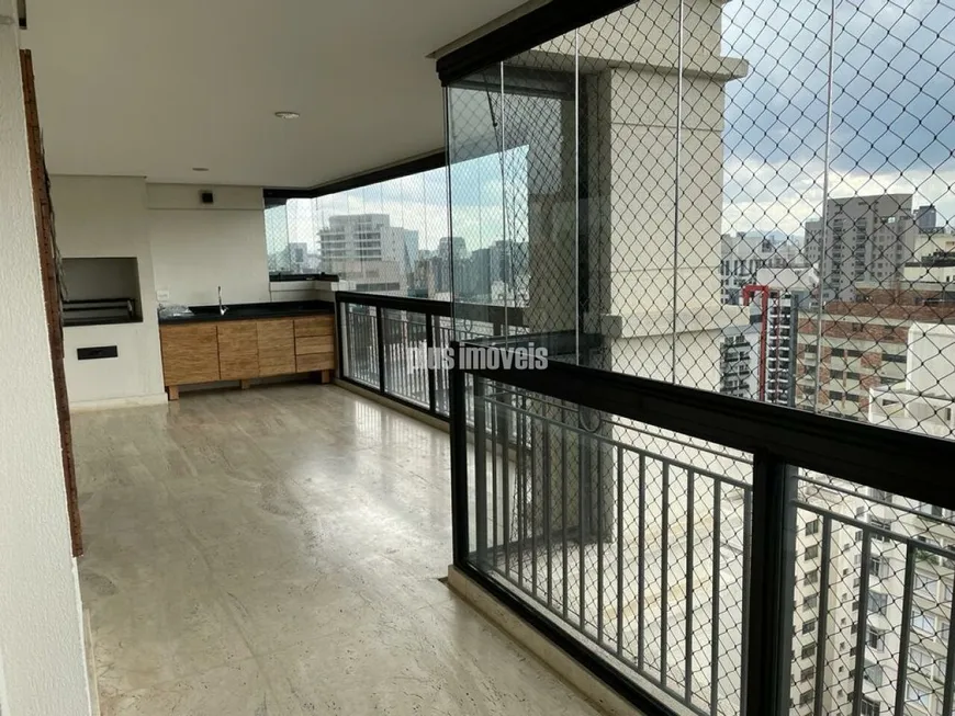 Foto 1 de Apartamento com 3 Quartos à venda, 234m² em Vila Nova Conceição, São Paulo