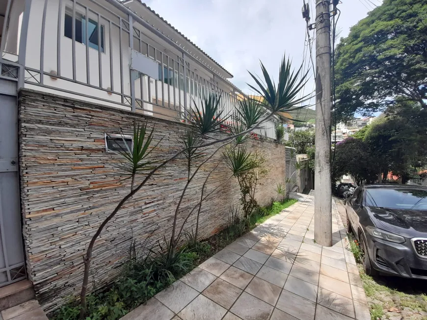 Foto 1 de Casa com 5 Quartos à venda, 450m² em Mangabeiras, Belo Horizonte