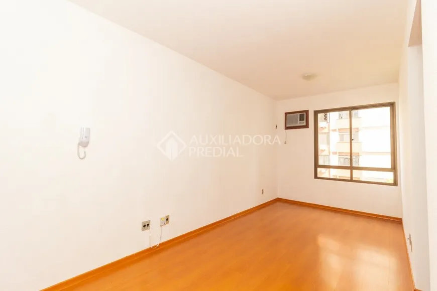 Foto 1 de Apartamento com 1 Quarto para alugar, 44m² em Tristeza, Porto Alegre