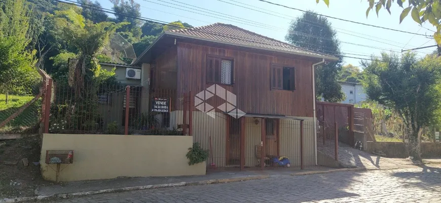Foto 1 de Casa com 3 Quartos à venda, 600m² em Barracao, Bento Gonçalves
