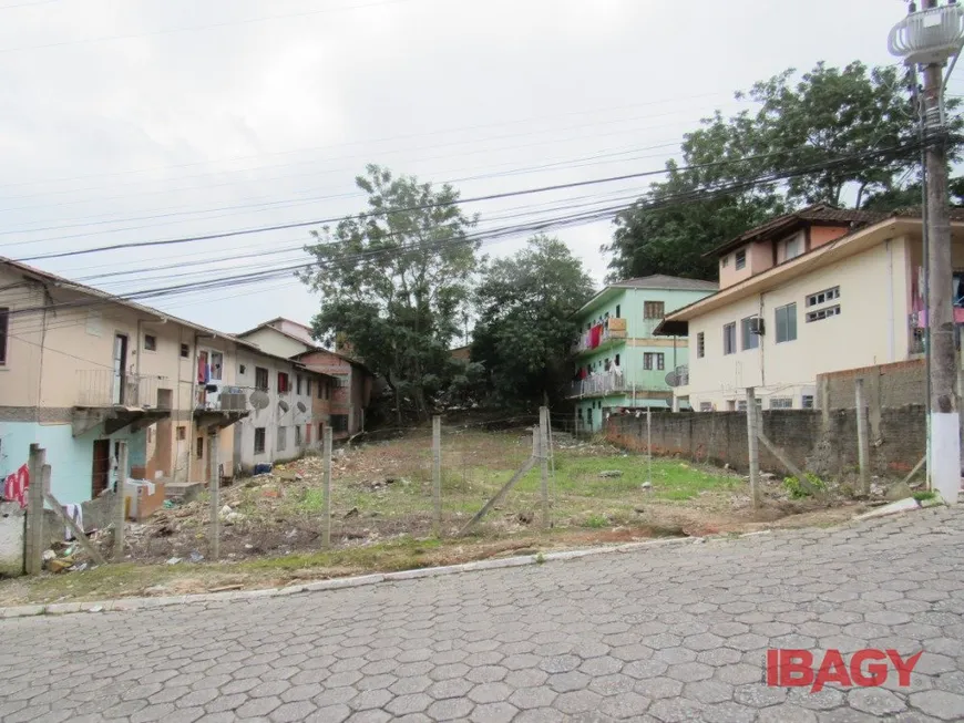 Foto 1 de Lote/Terreno para alugar, 800m² em Saco Grande, Florianópolis