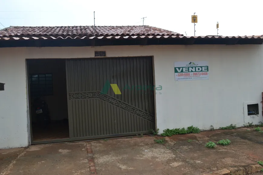 Foto 1 de Casa com 3 Quartos à venda, 200m² em Jardim São José, Goiânia