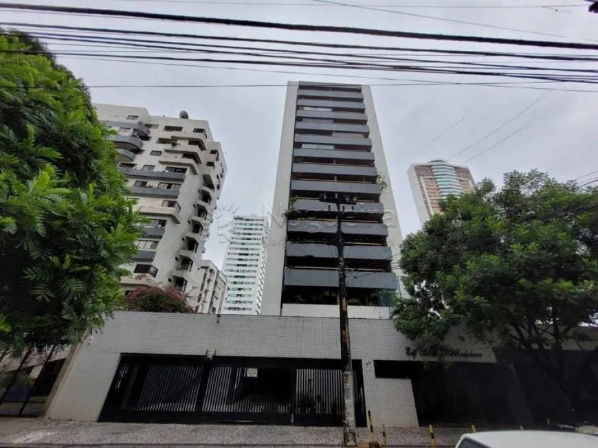 Foto 1 de Apartamento com 4 Quartos à venda, 155m² em Madalena, Recife