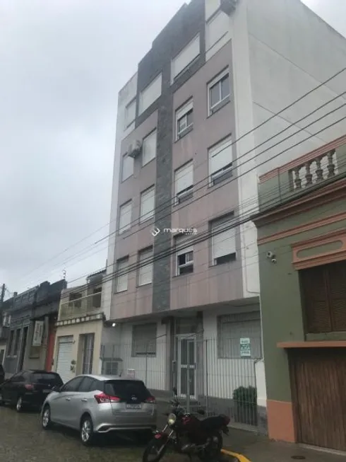 Foto 1 de Apartamento com 1 Quarto à venda, 57m² em Centro, Pelotas